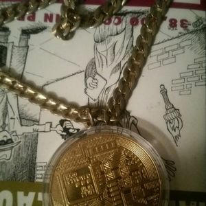 BITCOIN. THE CHAIN NOT INCLUDED